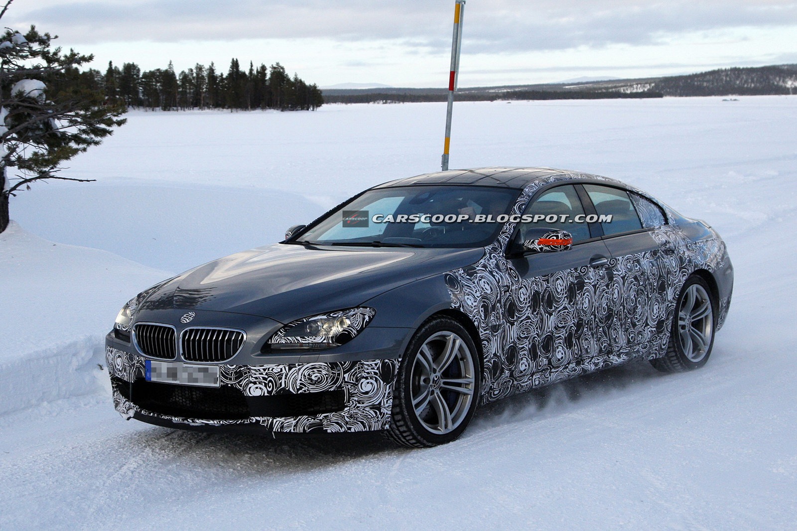2013-BMW-M6-Gran-Coupe