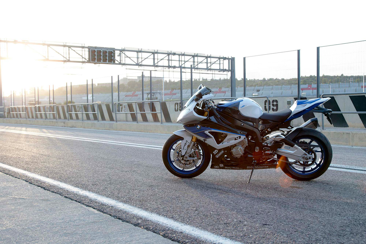 BMW HP4
