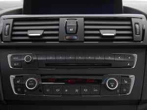 The new BMW 1 Series, Urban Line (06/2011)
