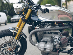 Deus R 100