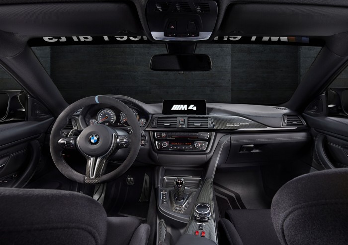 BMW_M4_Safetycar_549-highRes